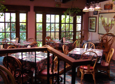 Cafe El Cholo - Interior