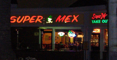 Super Mex - Exterior